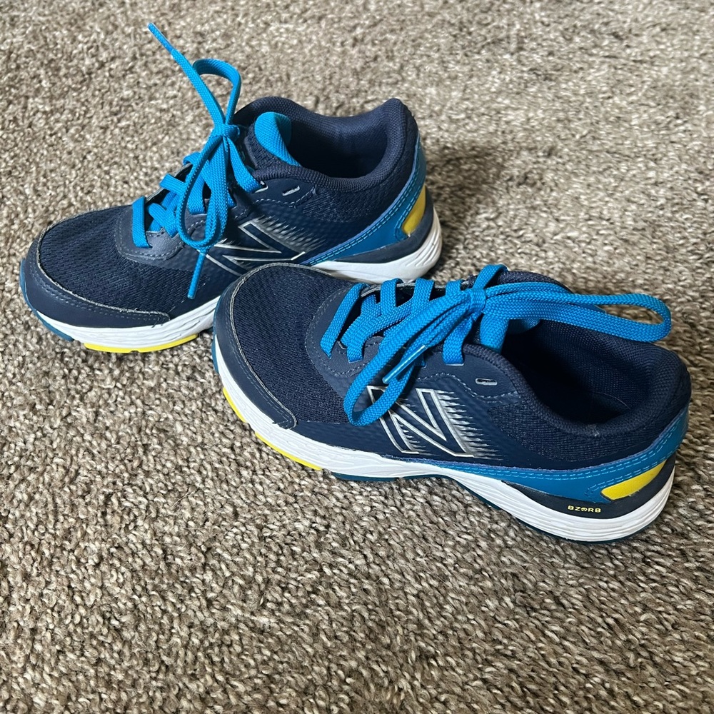 Kids New Balance Tennis Shoes